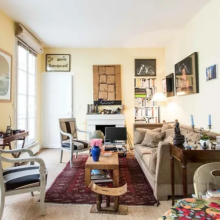 Hostnfly - Nice & Spacious Apt 200m From The Place Des Vosges * Paris